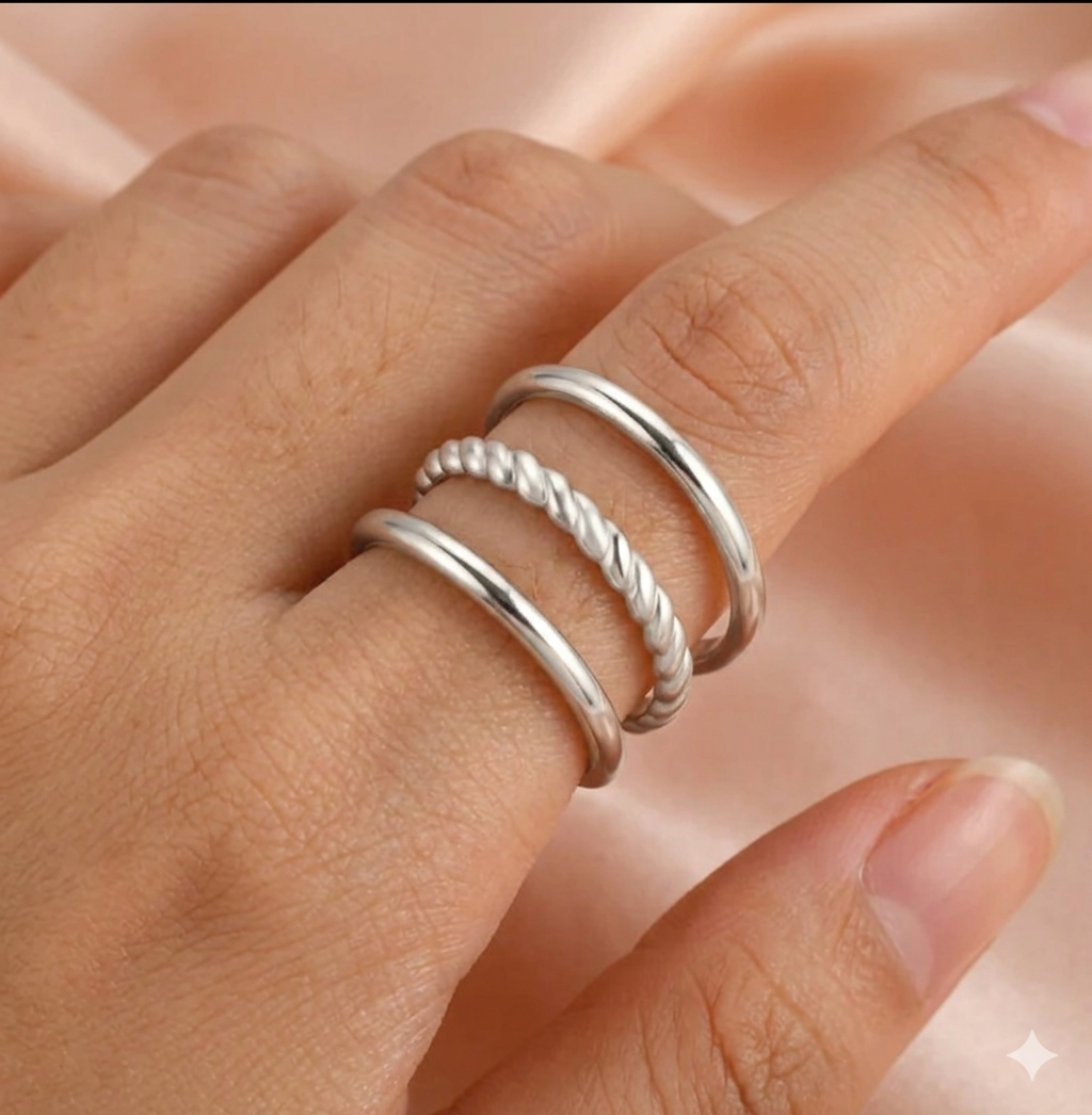 The Revliss "Elena" Triple Band