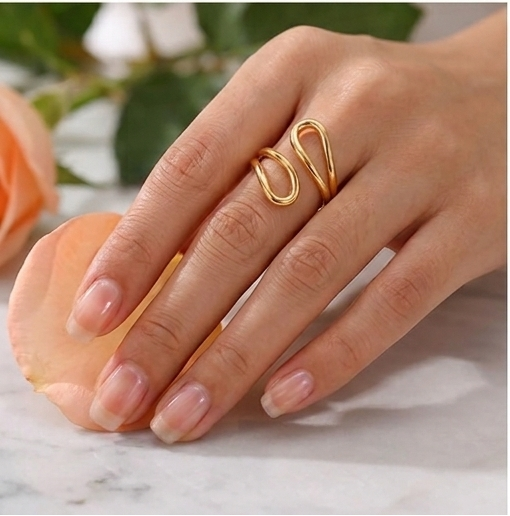 The Revliss "Elowen" Abstract Ring